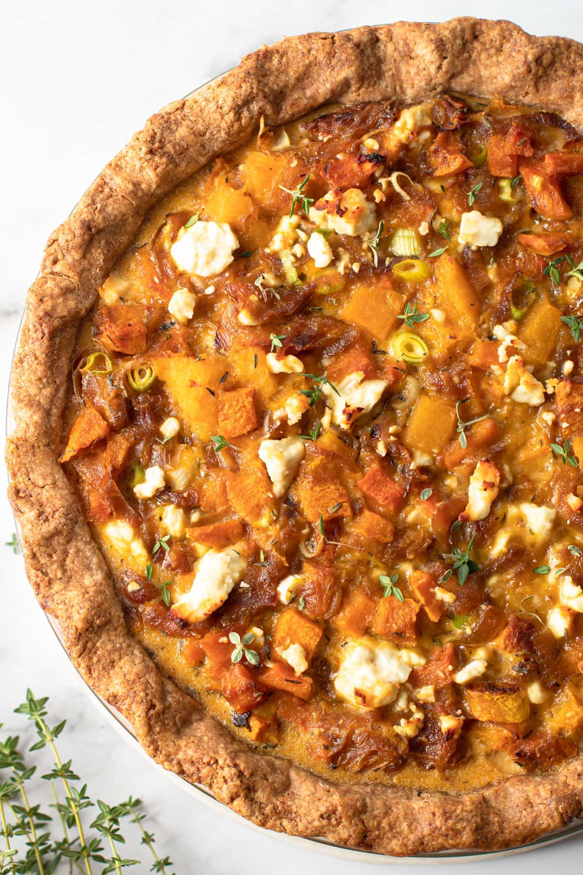 A squash pie with caramelized onions.