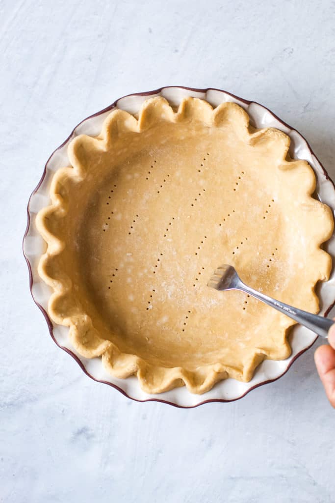 How to Blind Bake Pie Crust - Everyday Pie