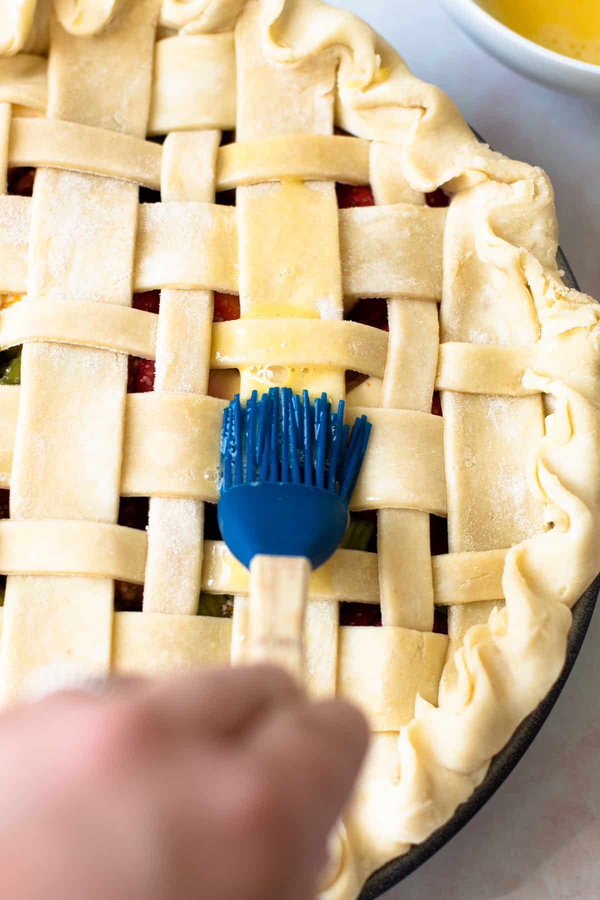 Why You Should Use a Kitchen Scale - Everyday Pie