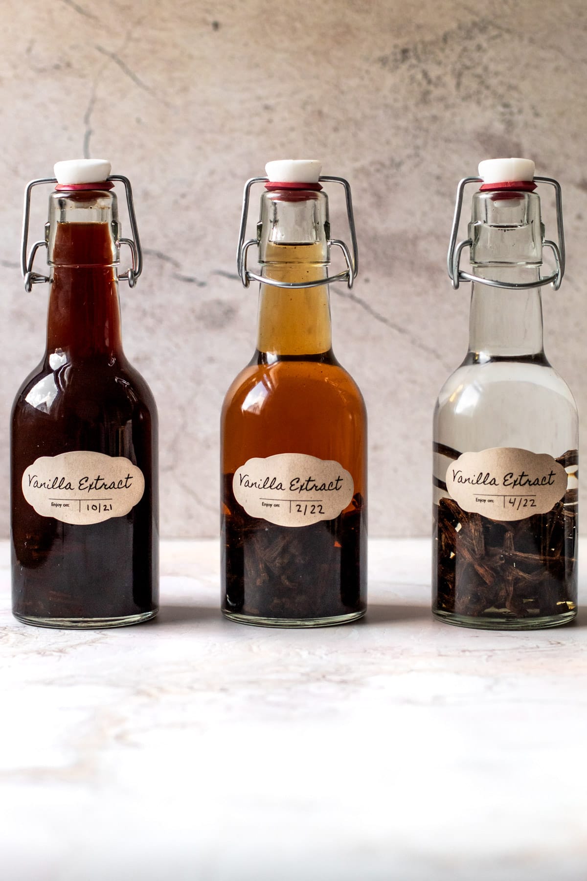 Homemade Vanilla Extract DIY for Gifting