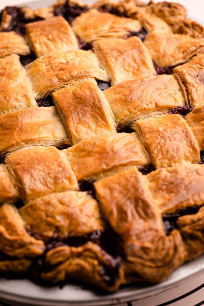 Sweet Cherry Pie (Made with Frozen Cherries) Everyday Pie