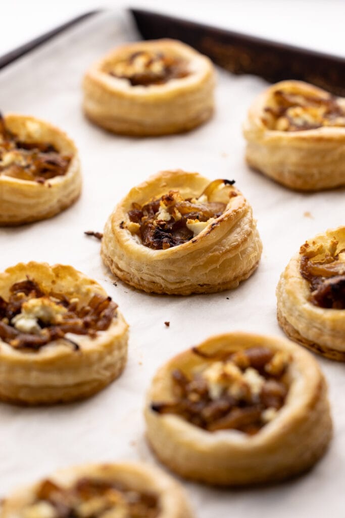 Caramelized Onion Tarts - Everyday Pie