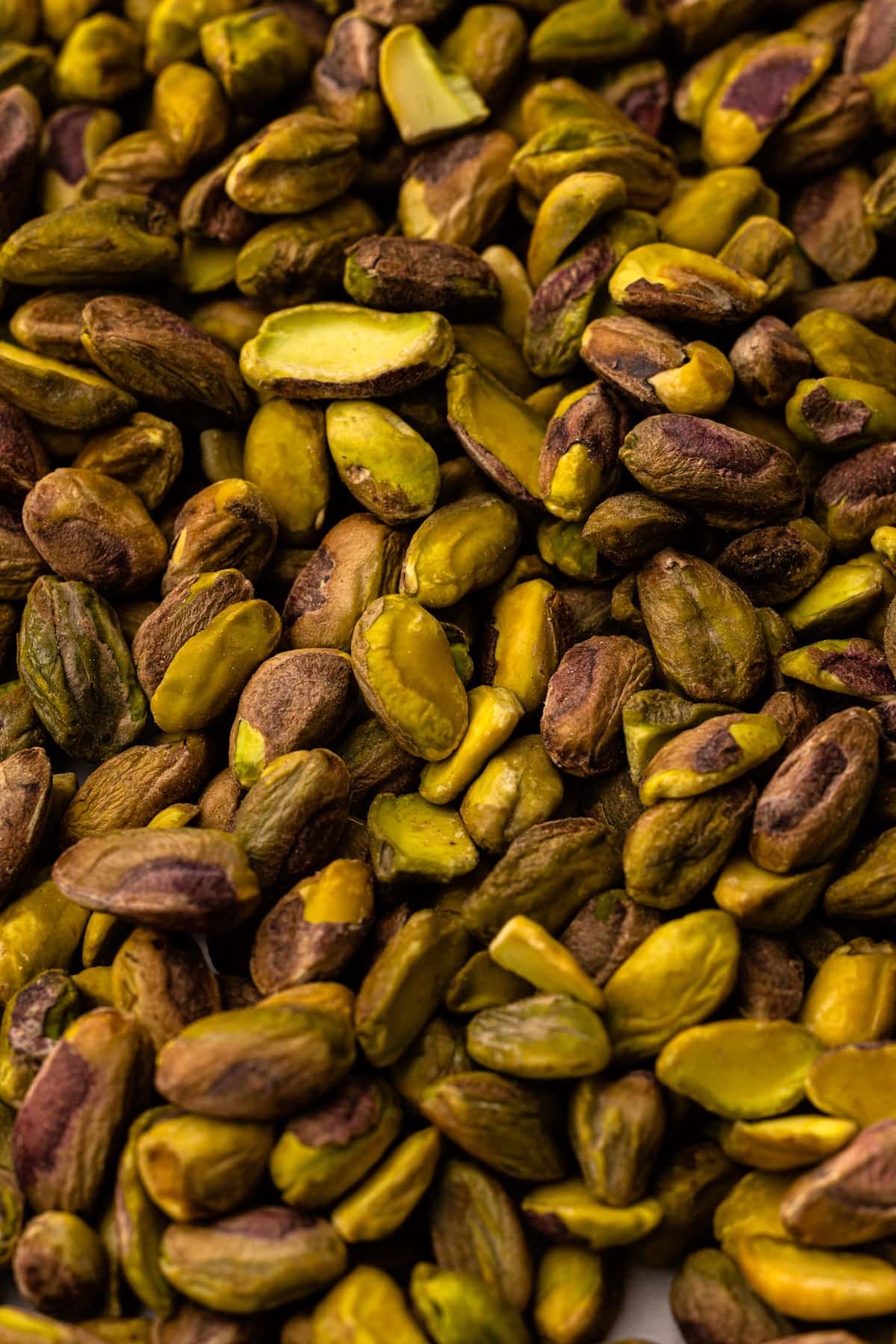 Raw unsalted pistachios.