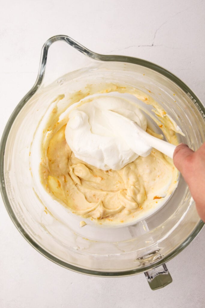 Making creamsicle pie filling.