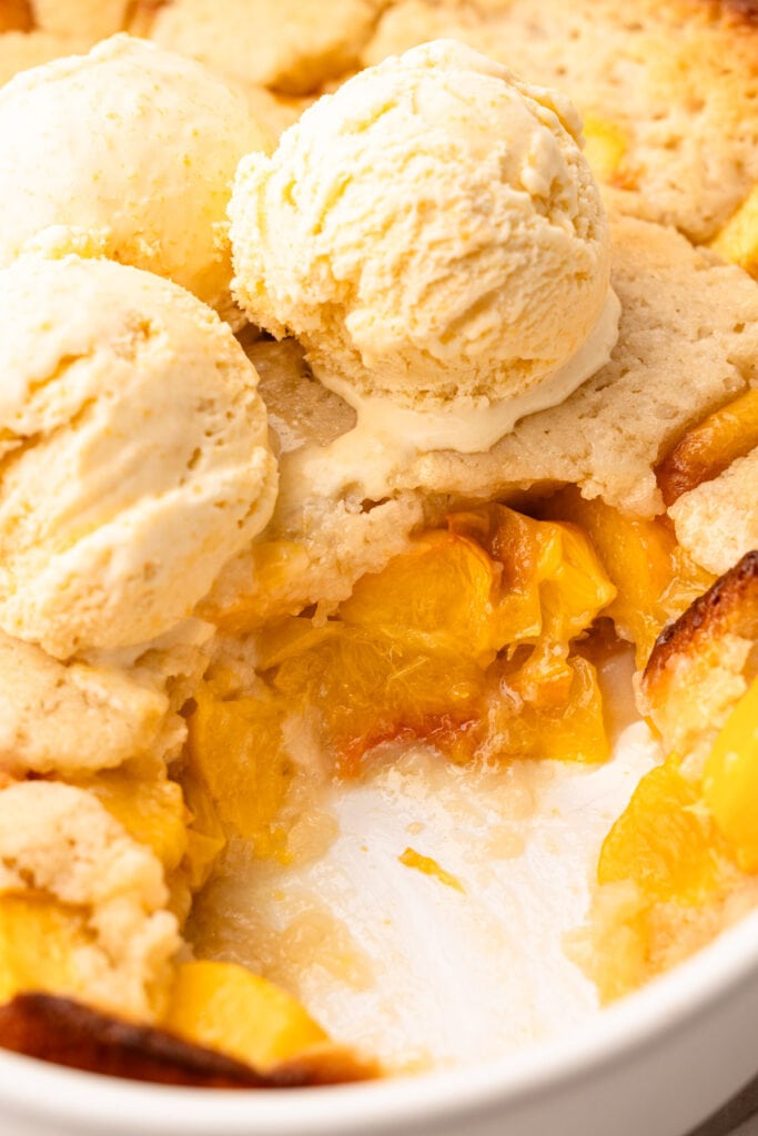 Perfect Peach Cobbler - Everyday Pie