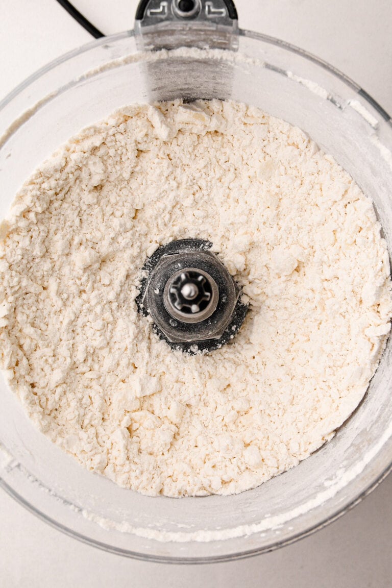 How to Make Pie Crust in the Food Processor - Everyday Pie