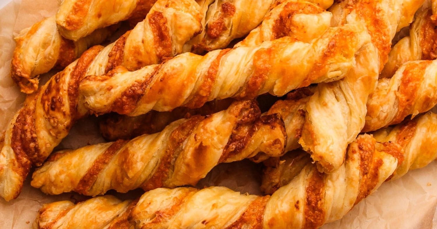 Puff Pastry Cheese Straws