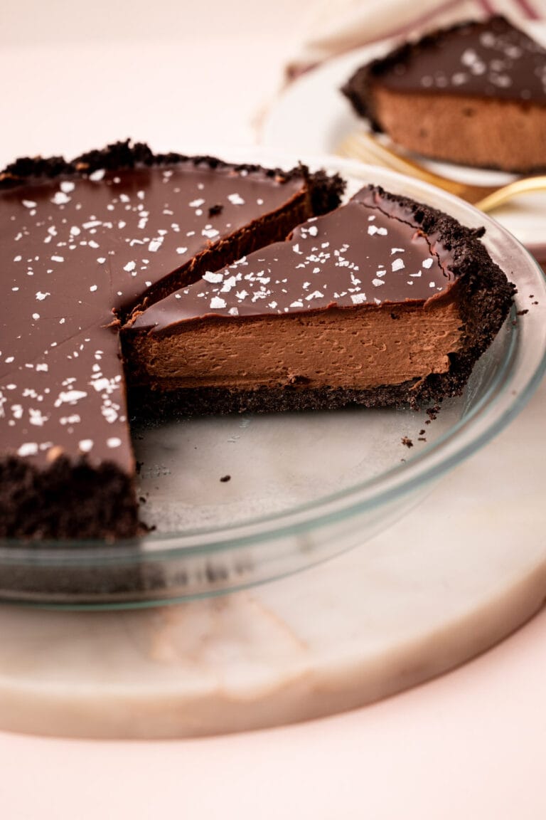 An easy chocolate pie sprinkled with flaky salt and cut into slices.