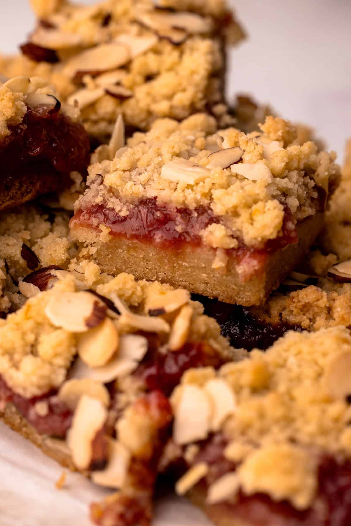 Sliced rhubarb almond pie bars.